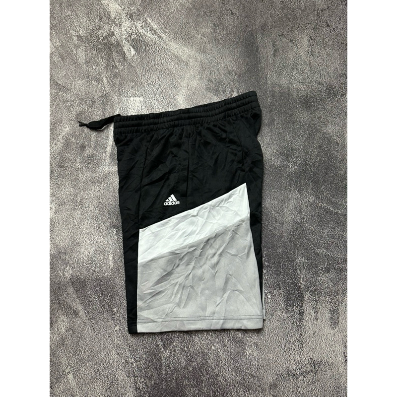 CELANA PENDEK ADIDAS SECOND