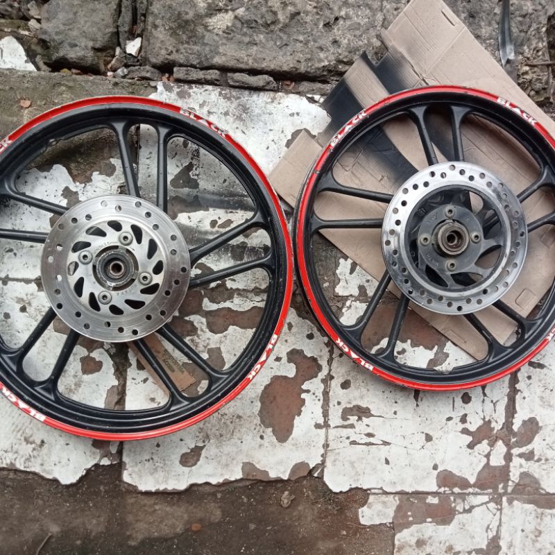 VELG PELEK HONDA CS1/HONDA CS ONE DEPAN BELAKANG ASLI ORIGINAL
