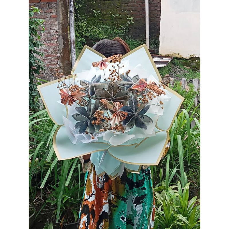 buket uang bunga, buket uang bentuk bunga, buket uang bentuk kupu-kupu