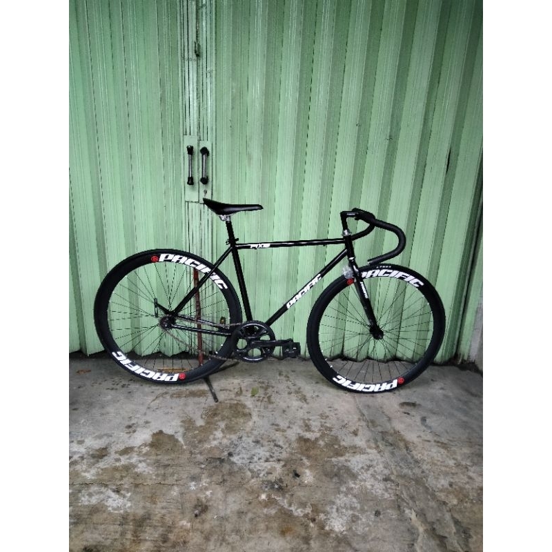 Sepeda Fixie 700c ( 3 Varian Frame PACIFIC / UNITED / LOKAL ) Rem Doltrape Dan Terpedo