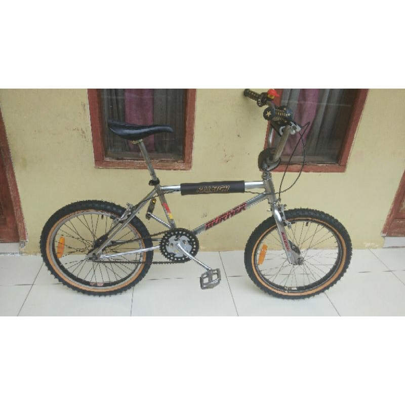 Sepeda BMX Oldschool Raleigh Super Burner 1984