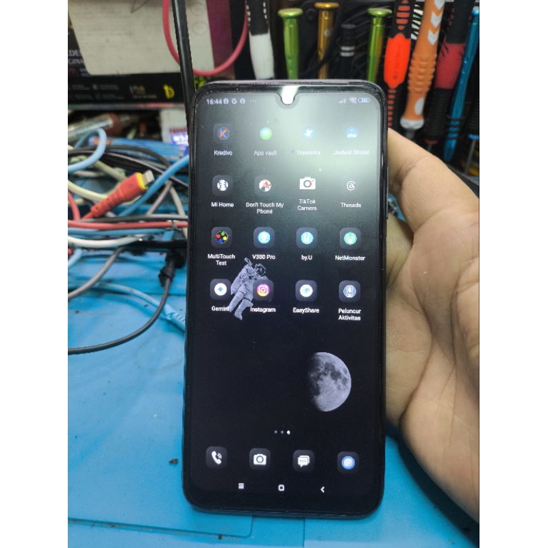 hp redmi 10 2022 4g ram 6/128 minus kamera depan