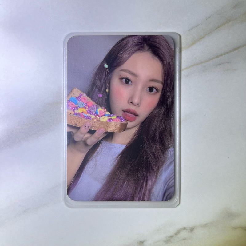 Official Photocard PC Hyewon IZ*ONE HYETI Hyewon Roti Oneiric Diary