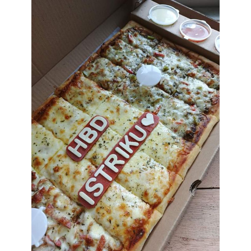 

pizza limo premium panjang 40cm, lebar 20cm