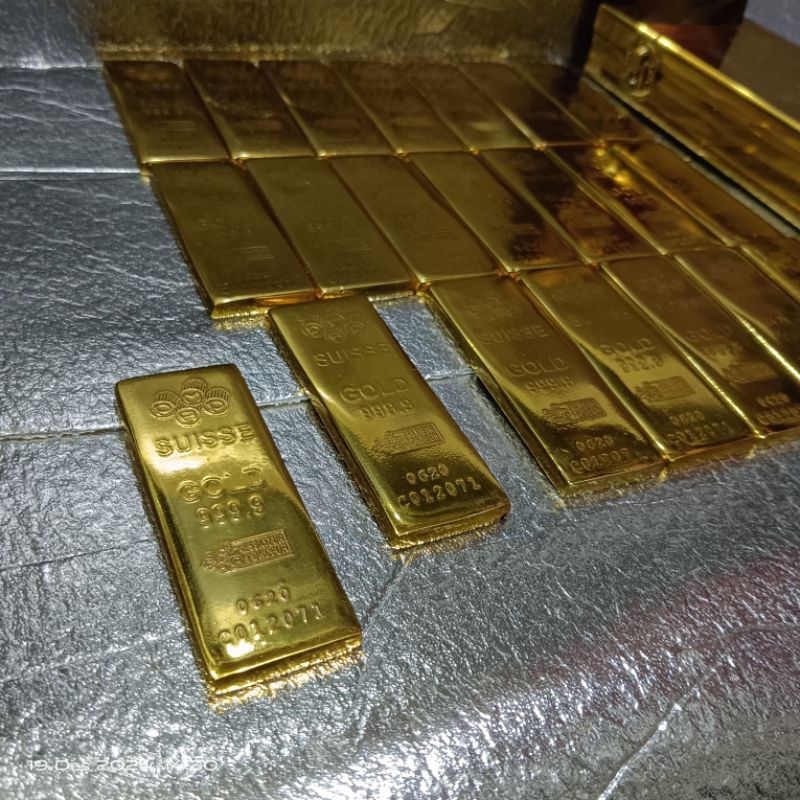 barang antik 1 satu box bok Kuningan sari lm fine gold bukan padikapas atau Sukarno soekarno istimew