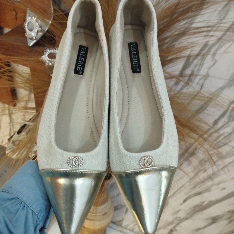 sepatu valerie simpel import