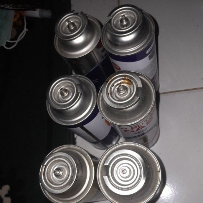 kaleng gas kosong