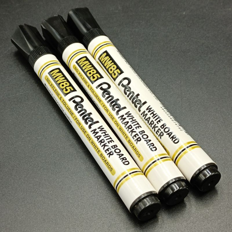 

SPIDOL PENTEL MW85 WHITEBOARD HITAM & BIRU ISI 1PCS