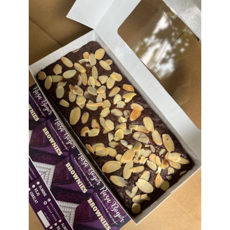 

Rasa Bogor "Brownies almond