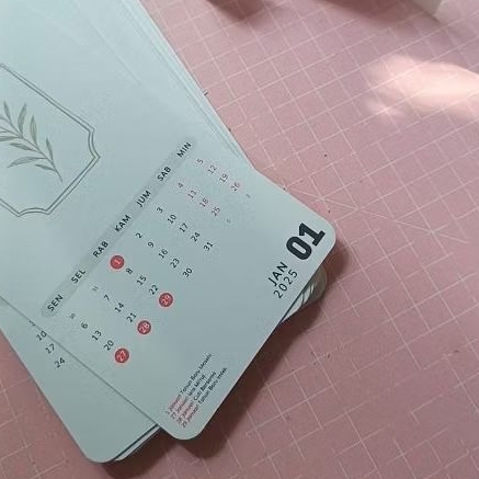 

Kenandy Kalender Tahunan Edisi 2025