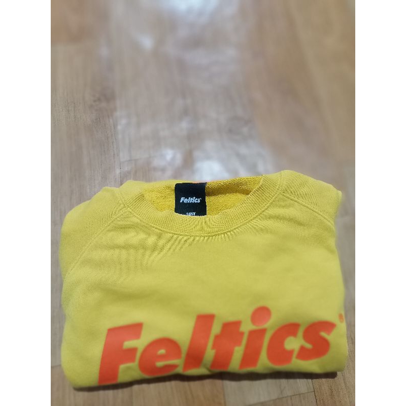 crewneck Feltics second
