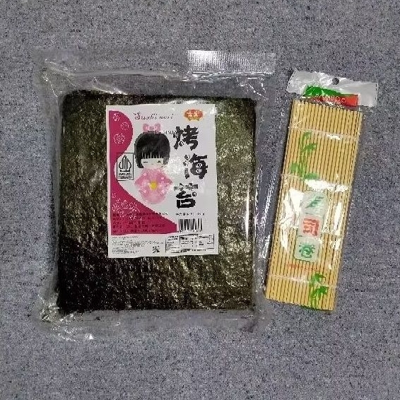 

Nori Sushi Jiasheng (50 lembar )+ Penggulung Sushi Bambo