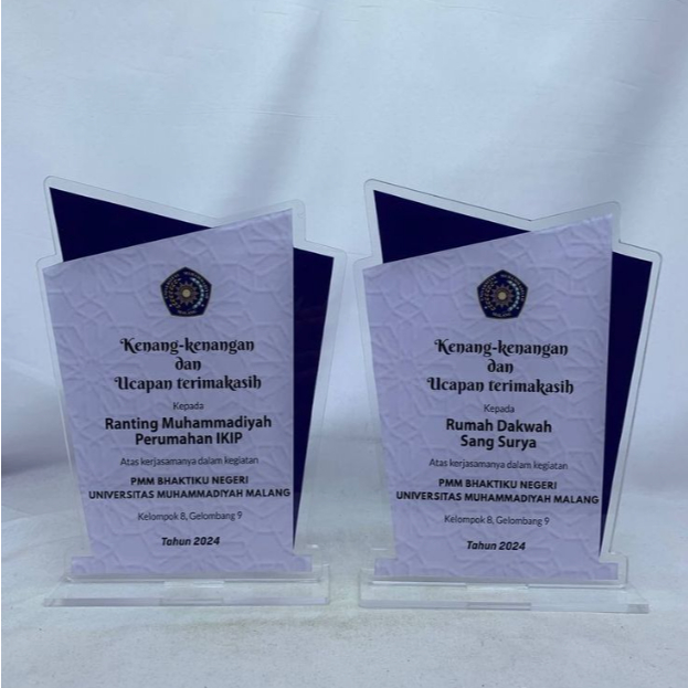Plakat Akrilik Custom | Plakat Kampus | Plakat Sekolah | Plakat Wisuda | Plakat Cinderamata