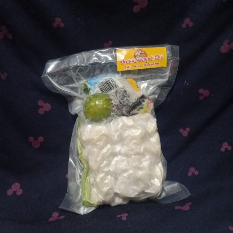 

Tekwan Frozen Komplit Ikan Tenggiri