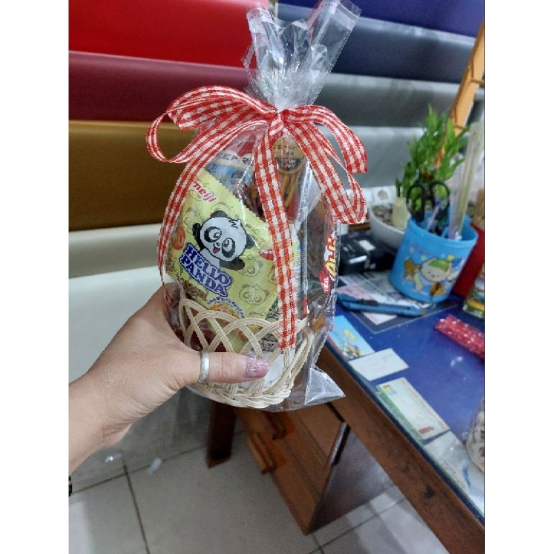 KERANJANG PARCEL+PITA+PLASTIK PEMBUNGKUS / keranjang parcel / keranjang hampers / keranjang rotan