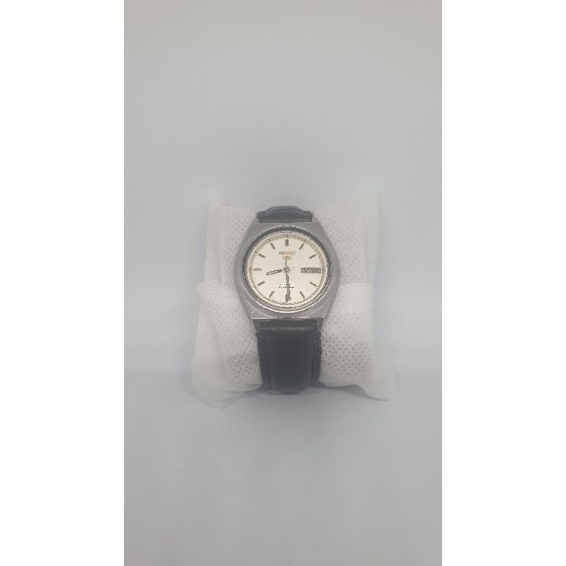 Seiko 5 7009 White Dial