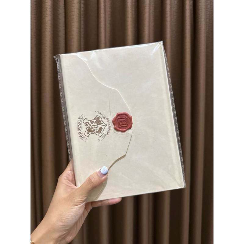 

[READY STOCK] Harry Potter x Miniso Hogwarts Envelope Book