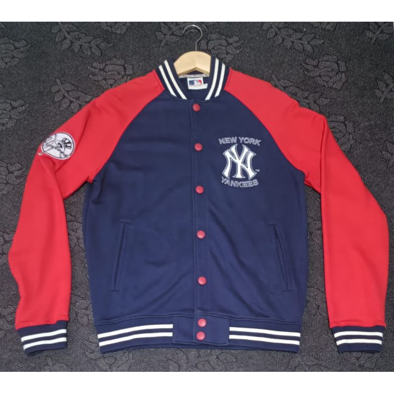 varsity mlb yankes original