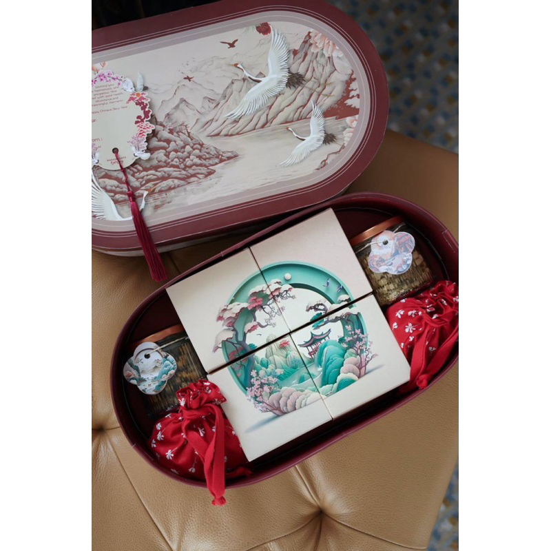 

CROW - Hampers CNY/Hampers Imlek/Hampers Sincia/Parcel CNY 2025/Parcel Imlek/Parcel Sincia/Sincia Giftset