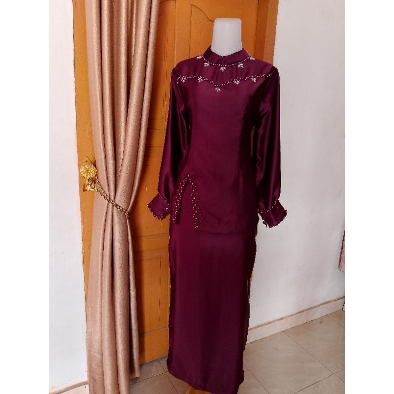 oneset baju kurung / one set baju kondangan / oneset baju Payet / one set bajukondangan / satu stel 