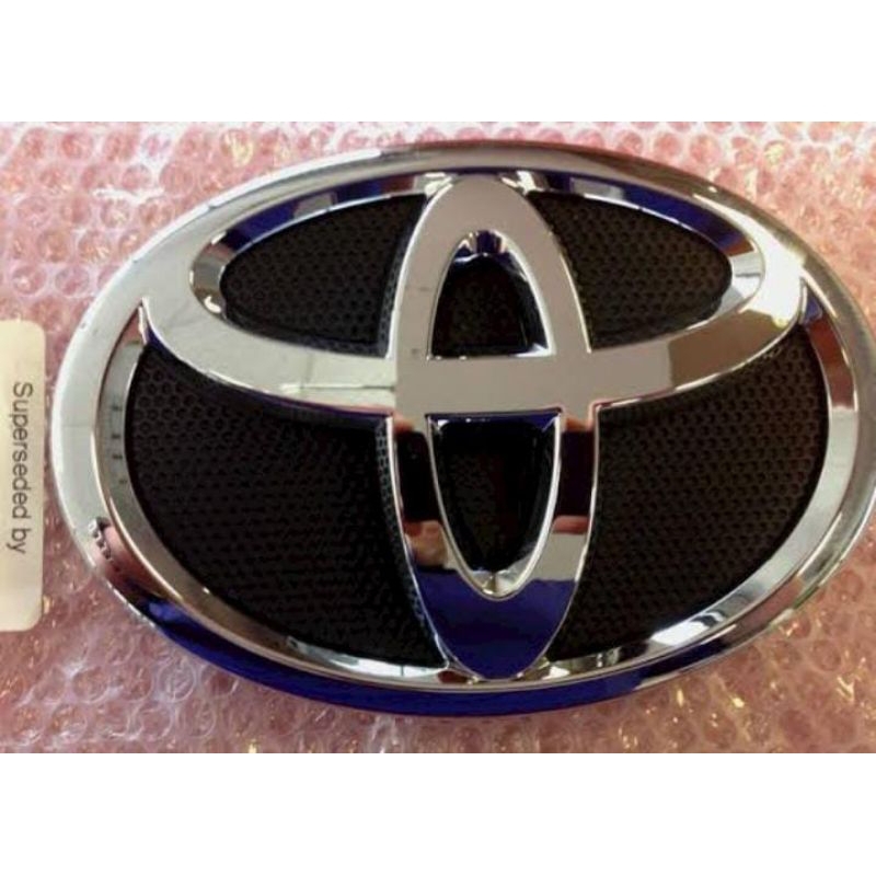 logo toyota grill innova reborn facelift