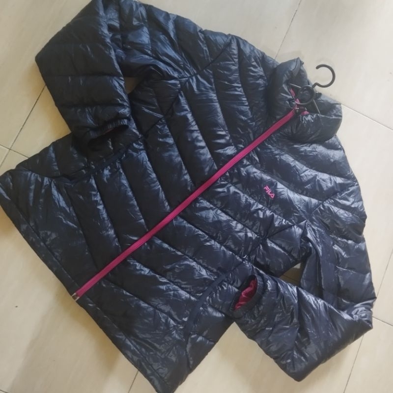 Jacket Bulang FILA Size M Outdoor Winter Gunung Camping Hiking Cacing Original
