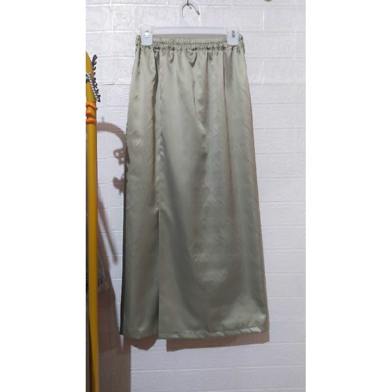 ROK SPAN SATIN VELVET