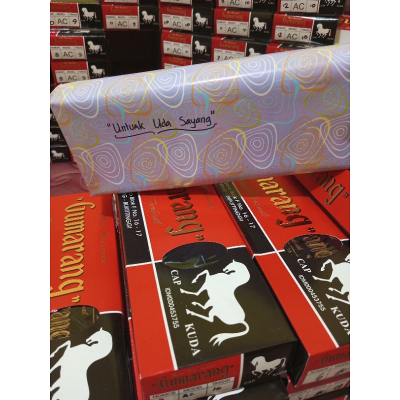 

Ekstra Kertas Kado Hadiah Ulang Tahun