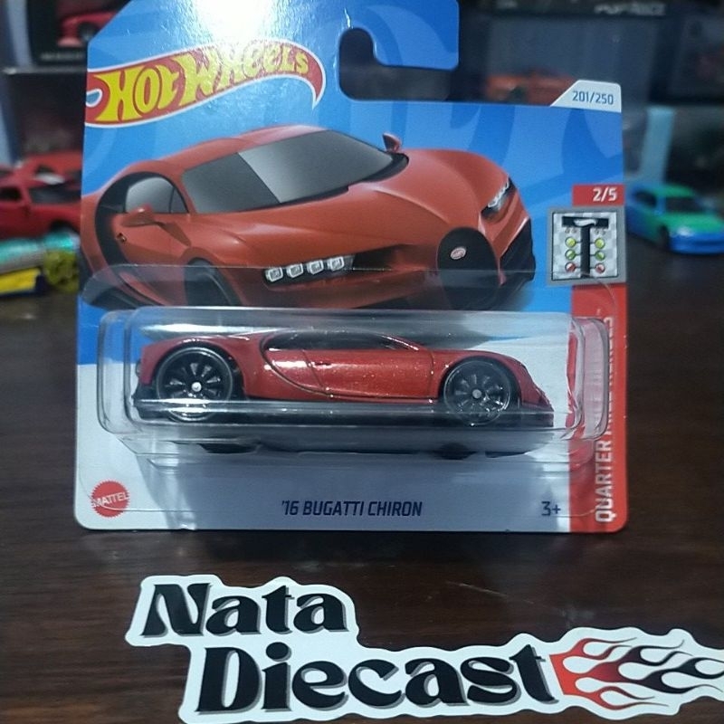 Hot Wheels Bugatti Chiron Red (Short Card)