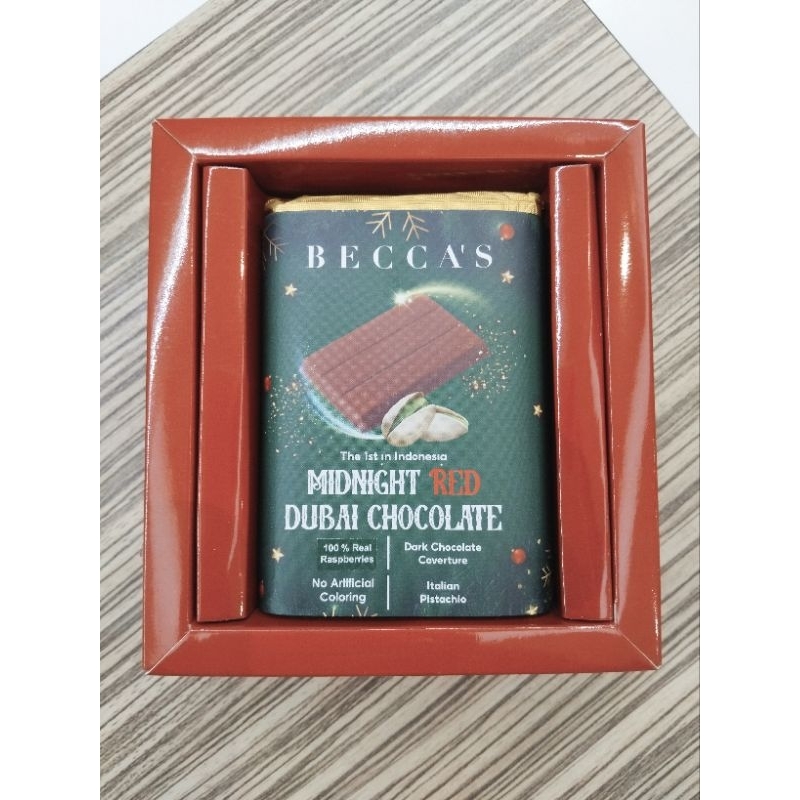 

BECCA'S MIDNIGHT RED CHOCOLATE DUBAI