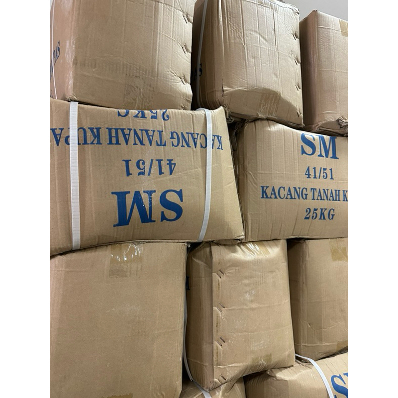 

Kacang Tanah Kupas Sedang (41/51) / KACANG KUPAS MENTAH SEDANG DUS / isi 25 KG