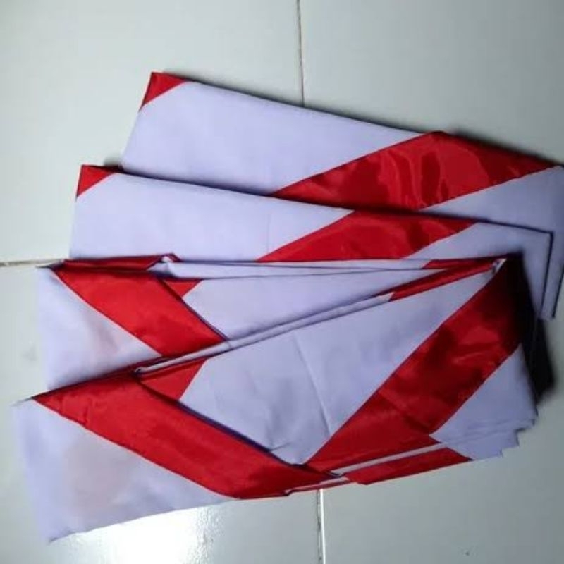 

Hasduk Pramuka bahan Satin untuk SD/ SMP/ SMA/ PEMBINA/ JUMBO