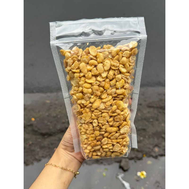 

Kacang Komak Toba Biasa / Kacang kare / Kacang Koro