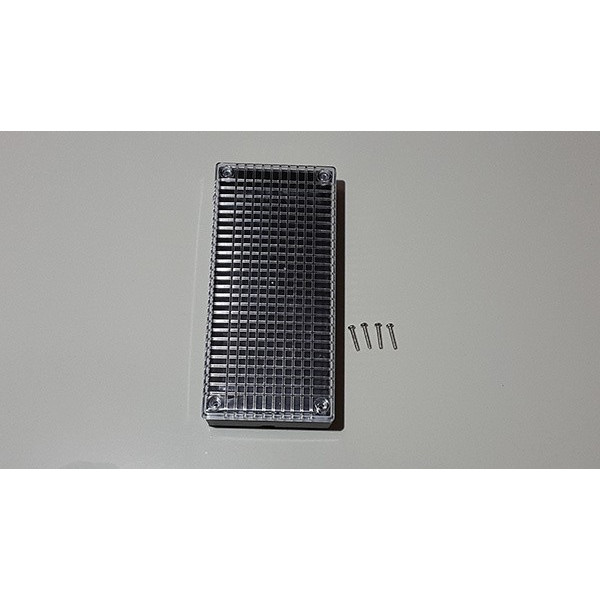 Box plastik dengan tutup transparan