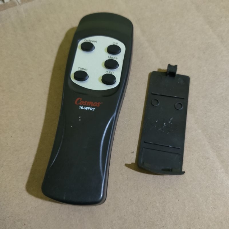 Remote Kipas Angin Cosmos 16 WFRT Original