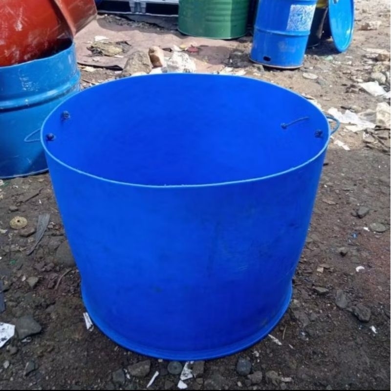 drum plastik/drum besi 100L (besar)