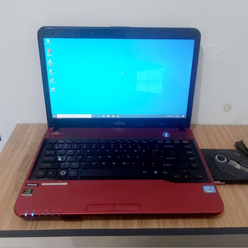 Laptop Fujitsu Lifebook LH532