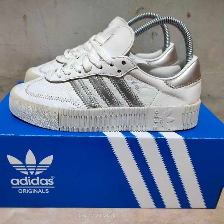 Size 36 - ADIDAS SAMBAROSE LIST SILVER EE9017 - Second Original