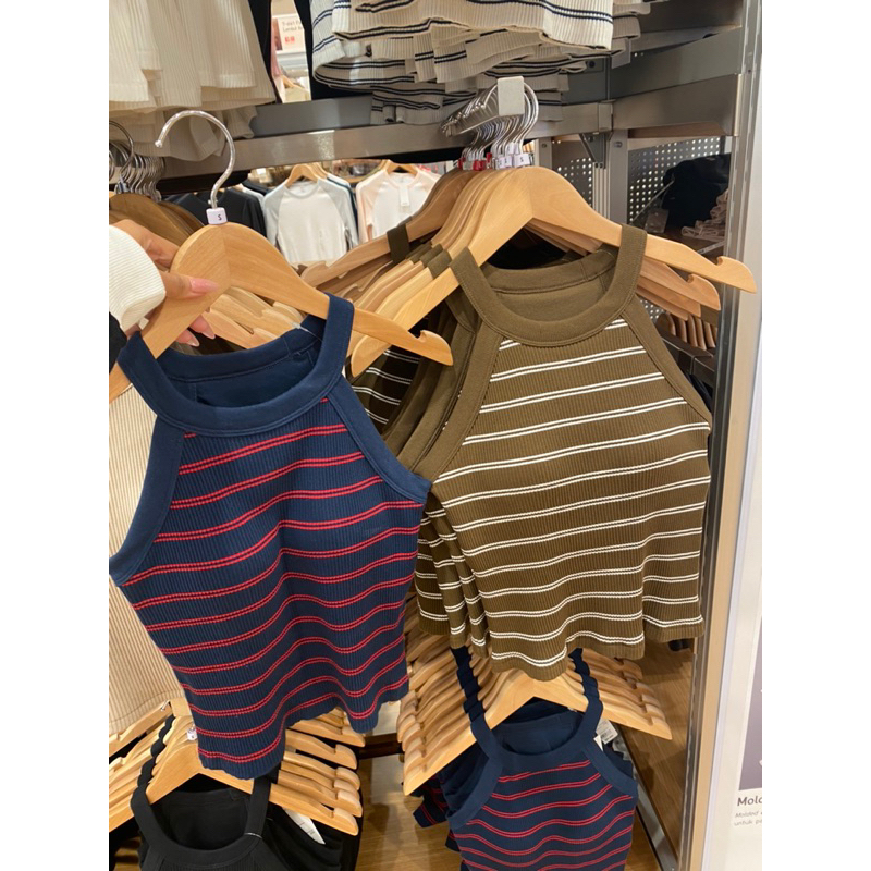 top uniqlo bra