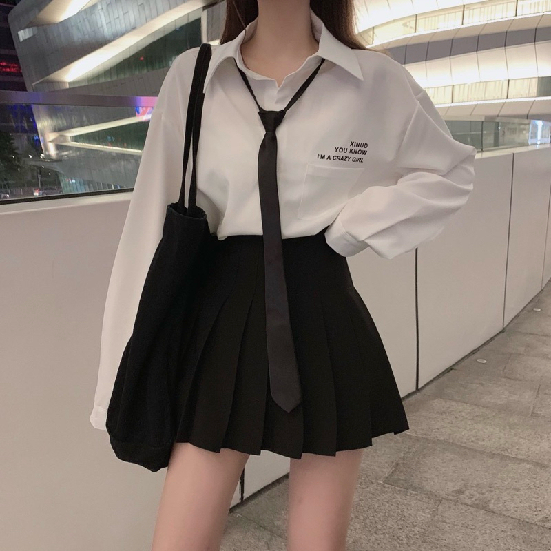 TT-mini skort / mini skirt / skirt hitam school/ rok mini sekolah korea