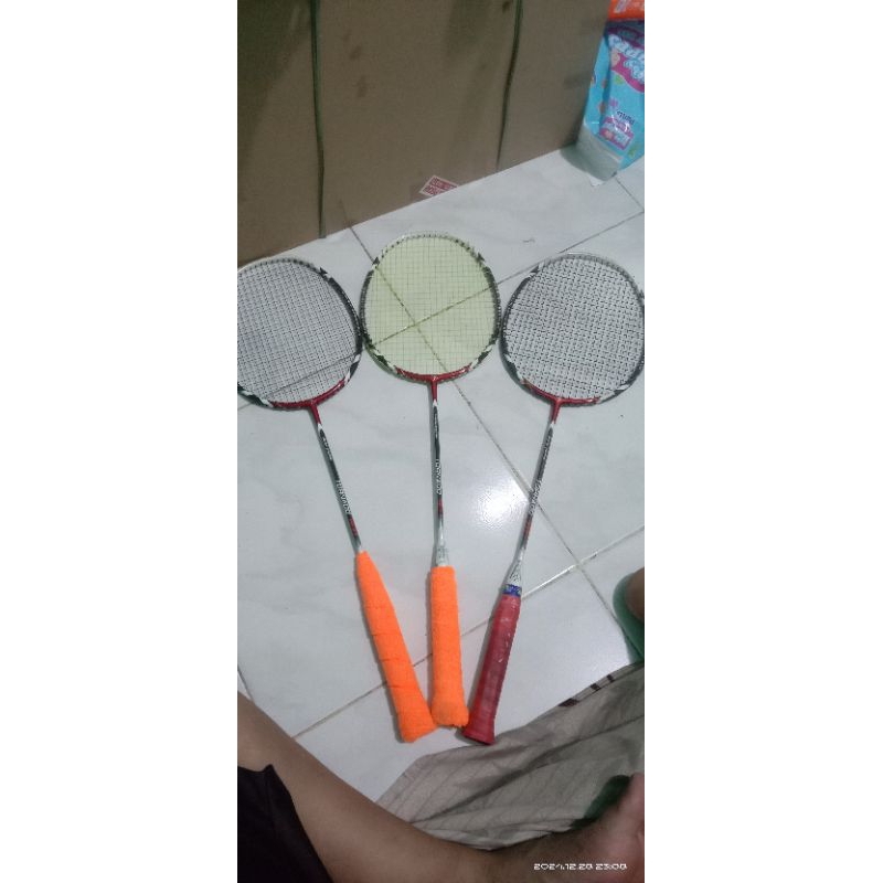 Raket Badminton Flypower Tornado 900 bekas(second)