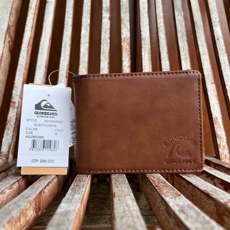 dompet kulit quiksilver original