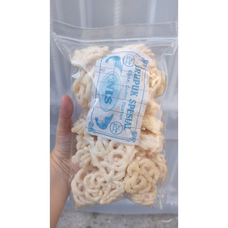 

Kerupuk Putih Keriting