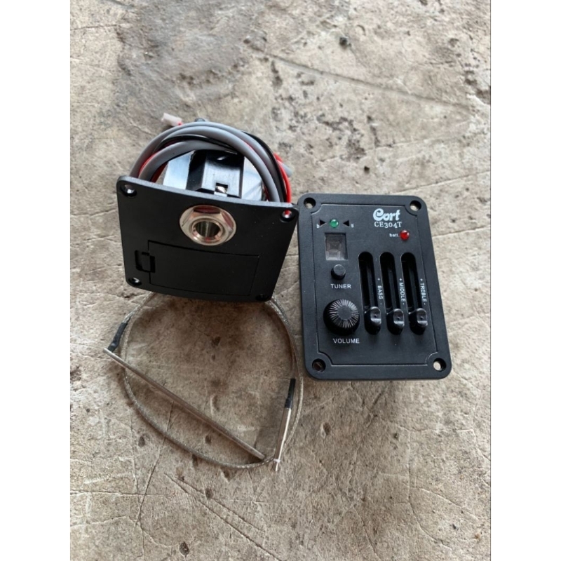 Preamp Equalizer Guitar Akustik Cort Ce304T