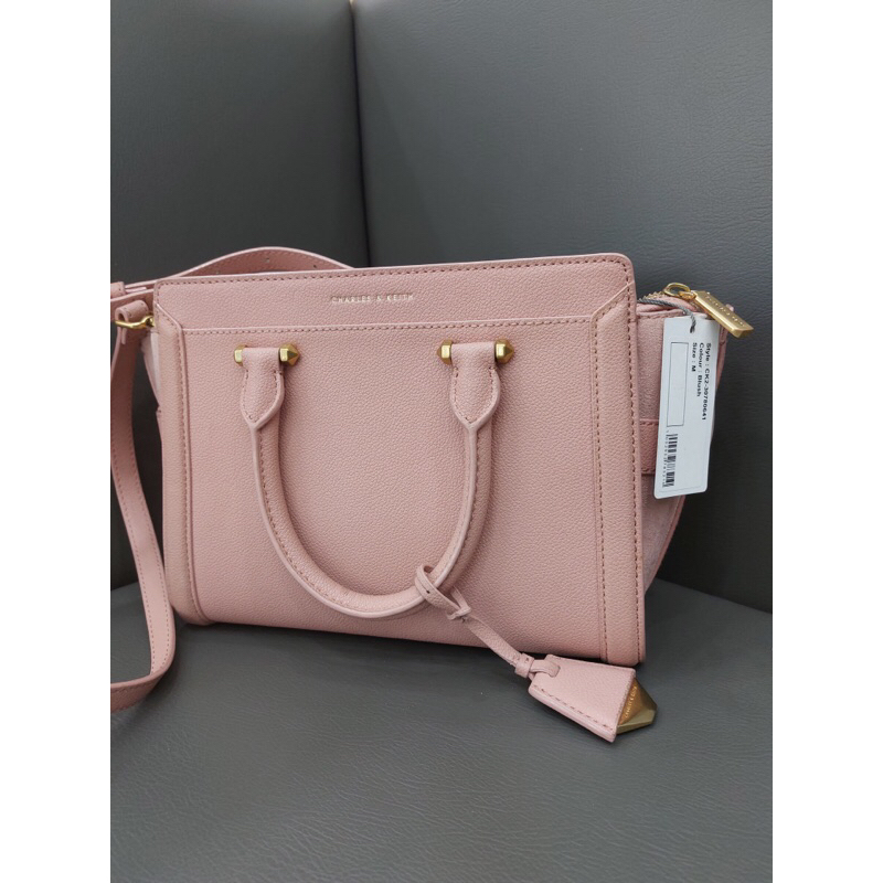 Charles & Keith Tas Selempang Wanita Pink