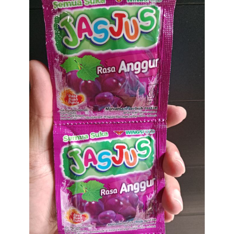 

JasJus Rasa Anggur 1 Renceng isi 10 Sachet