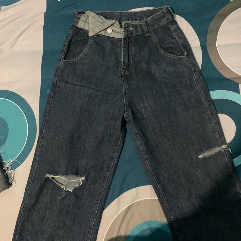 preloved jeans ripped