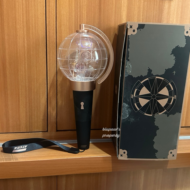 [PRELOVED] ATEEZ LIGHTSTICK OFFICIAL