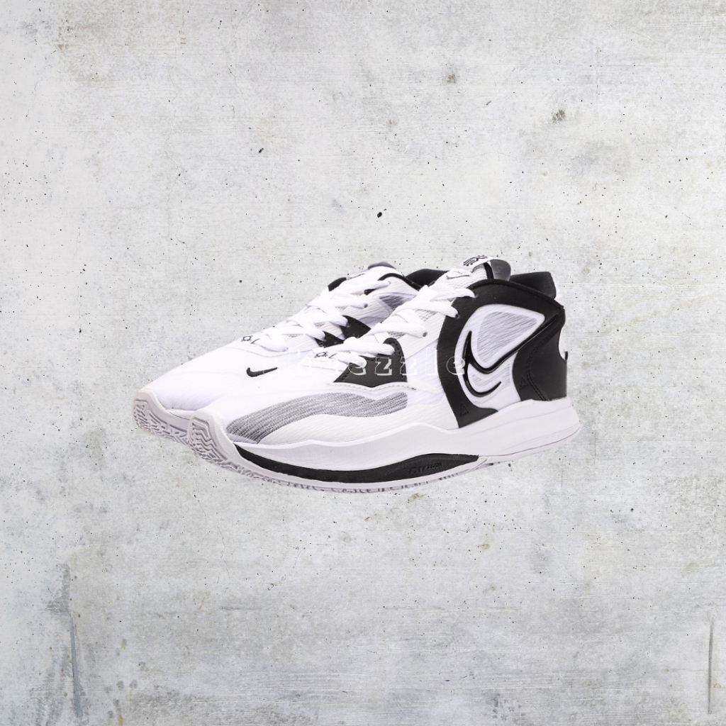 READY STOCK SIZE 45 - Nike Kyrie Low 5 TB Black White (V) BNIB ORIGINAL MATERIAL