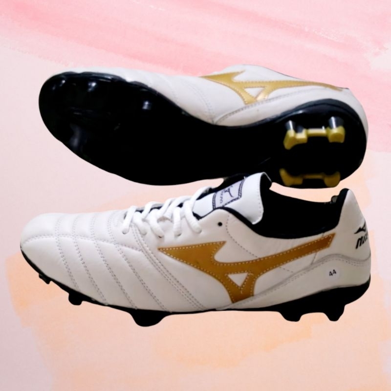 2 paket sepatu bola mizuno dan futsal ukuran jumbo